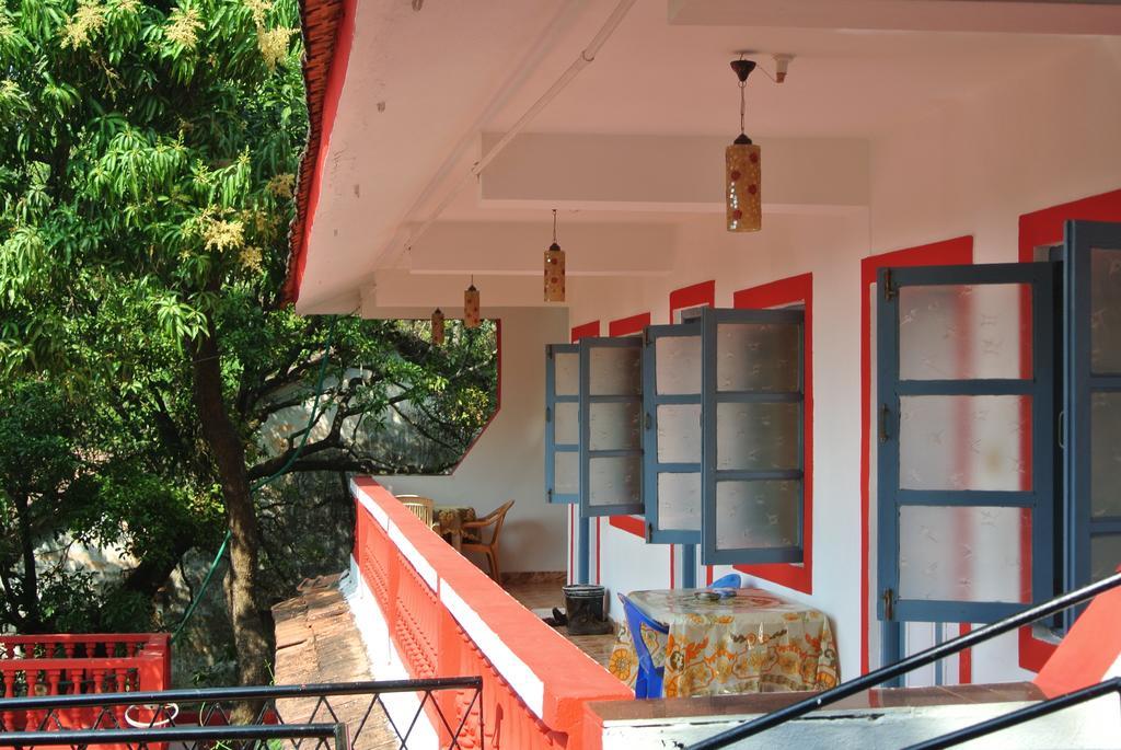 Arjun Villa Guest House Andžuna Exteriér fotografie