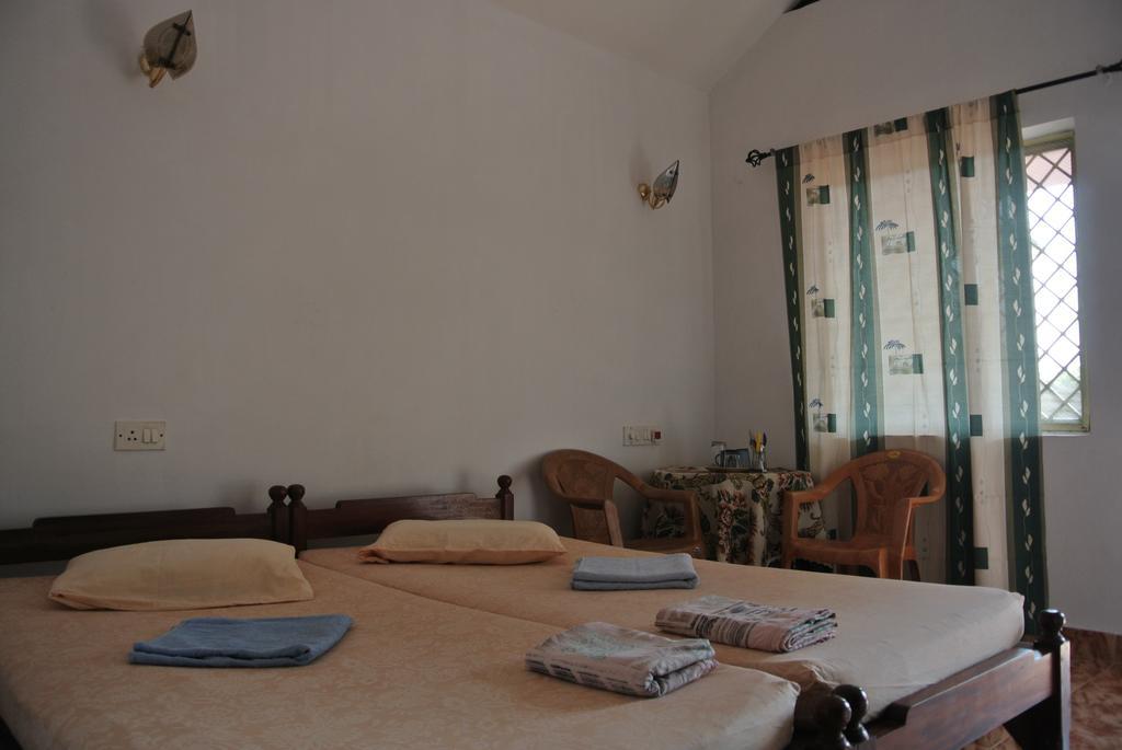 Arjun Villa Guest House Andžuna Pokoj fotografie